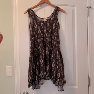 Flowy tunic or dress, great for maternity